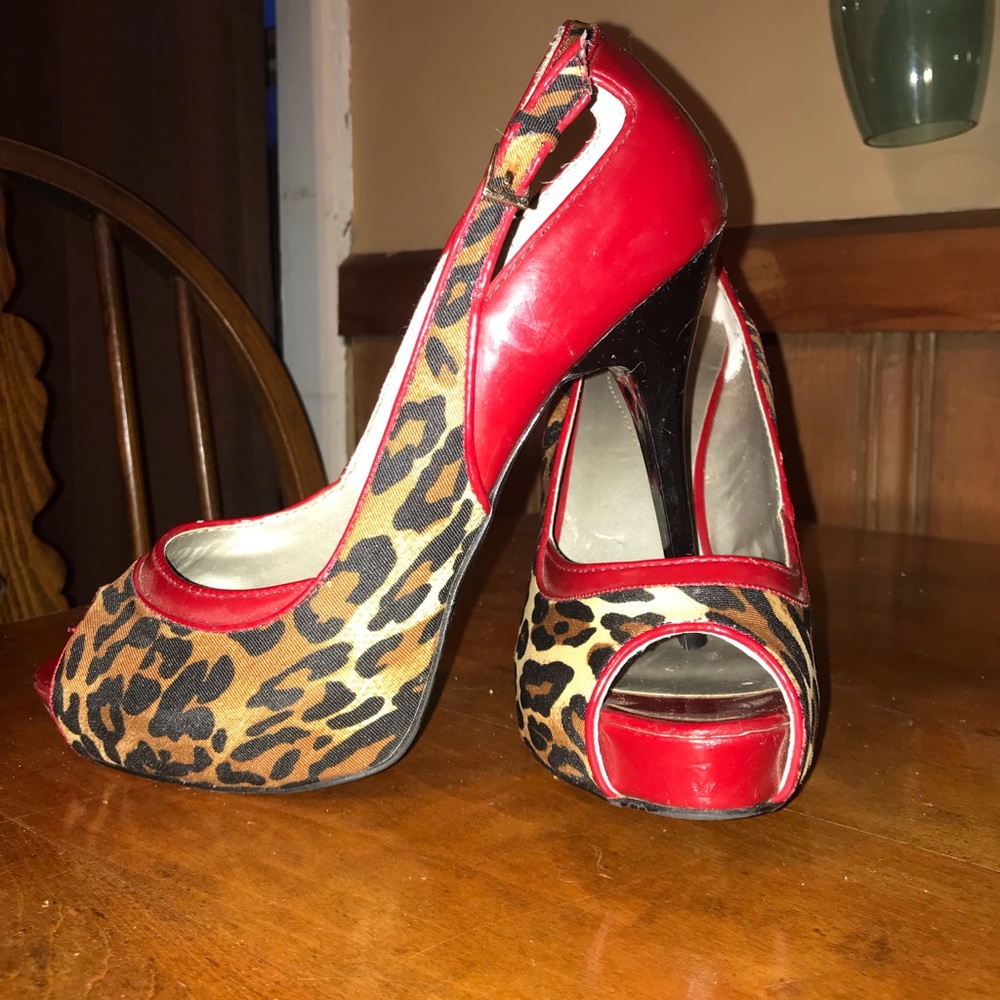 Guess Heels
